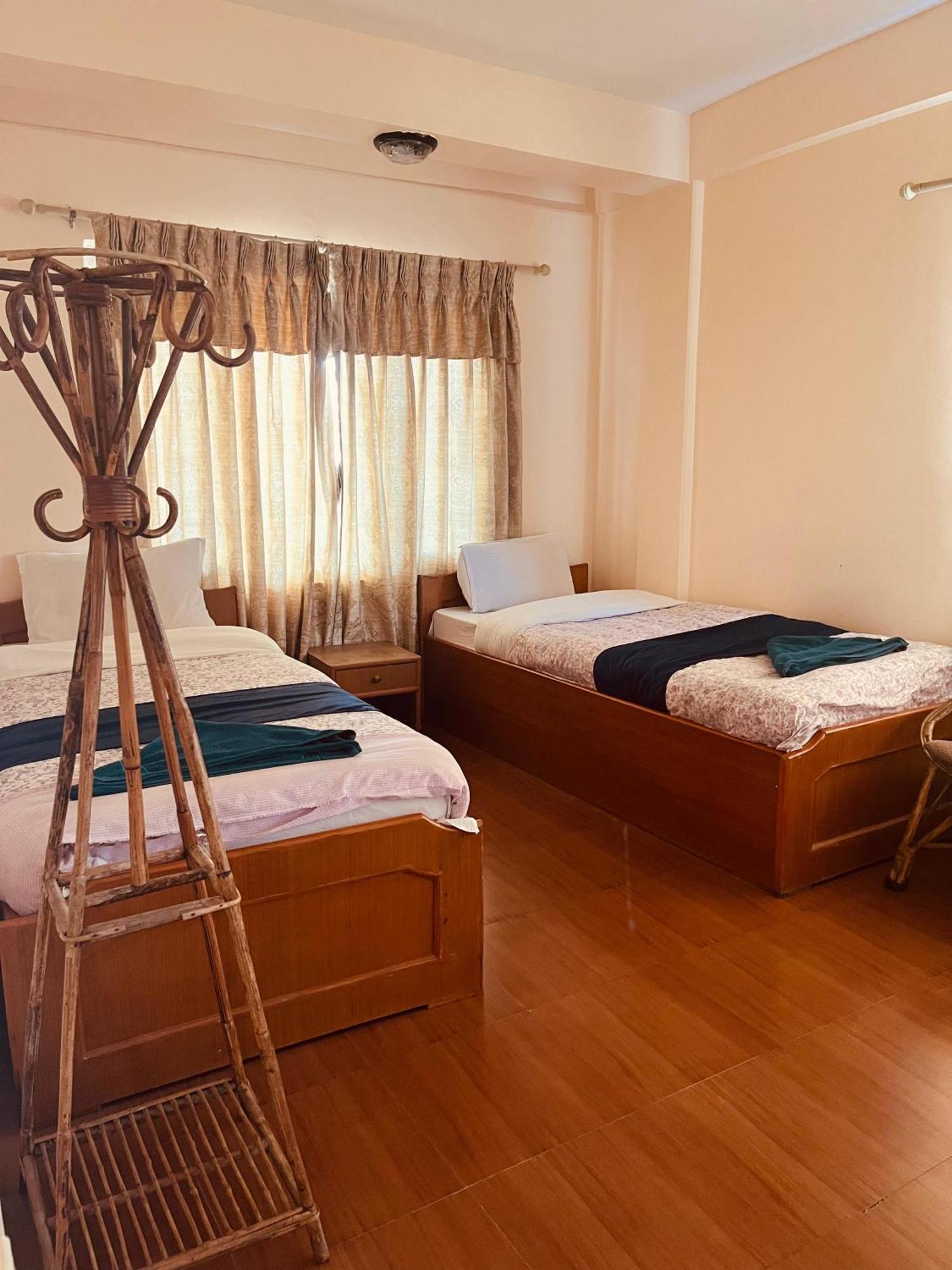 Hotel Global Inn Покхара Экстерьер фото