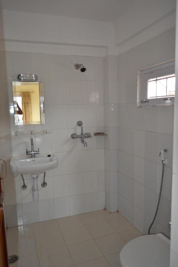 Hotel Global Inn Покхара Экстерьер фото